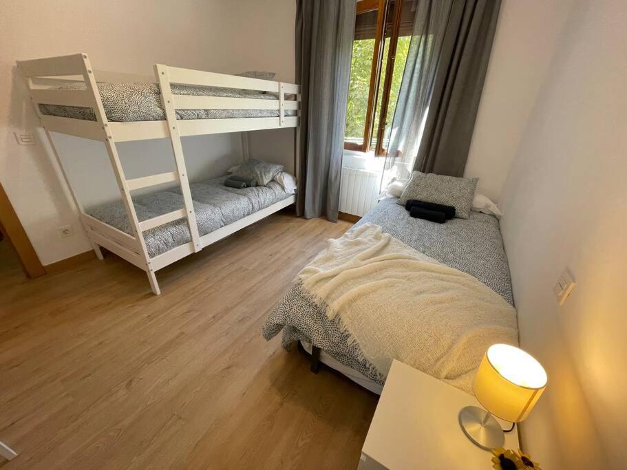 El Campeador Moderna Vivienda Turistica Appartement Burgo Buitenkant foto